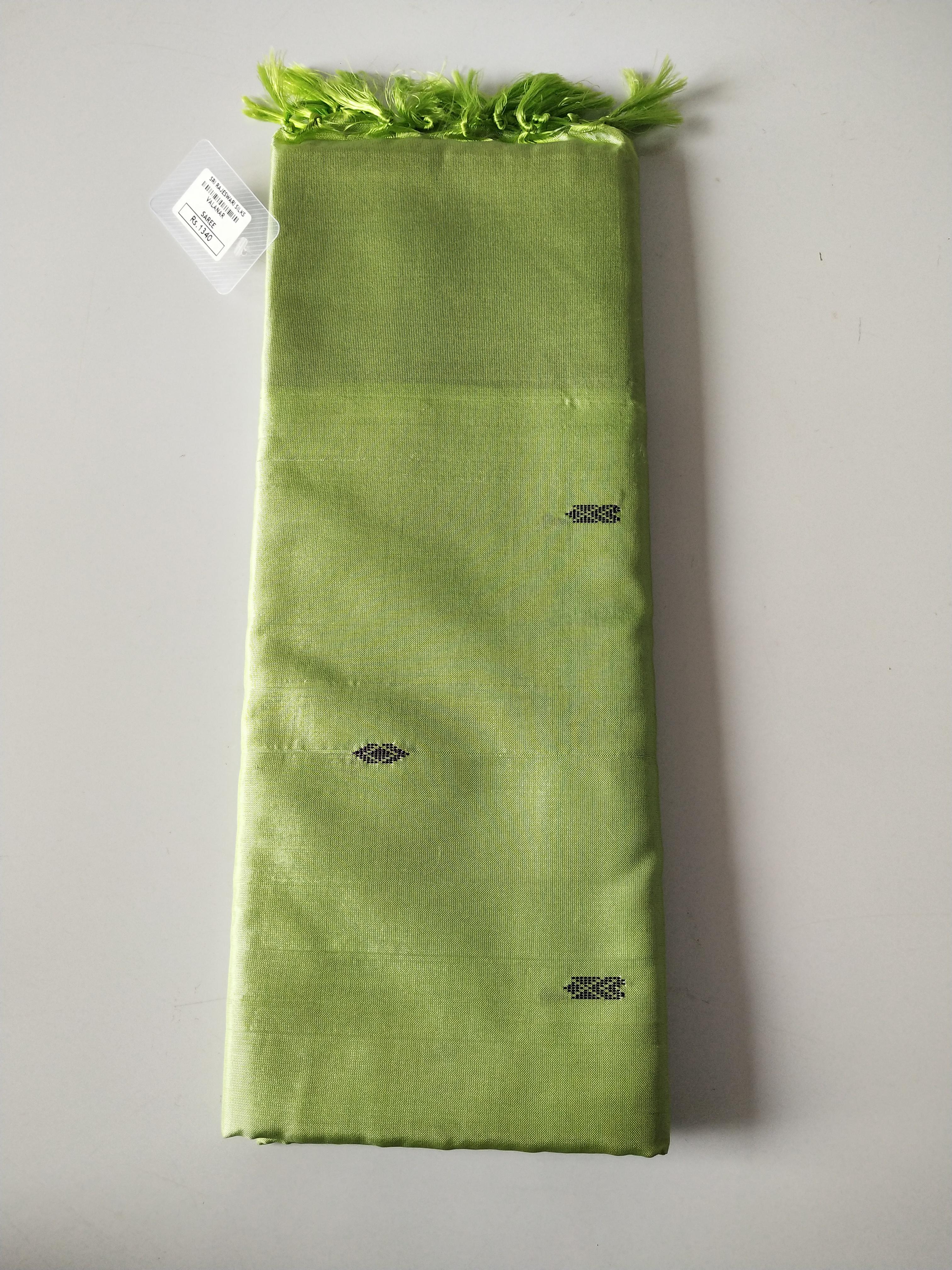 Valanar Pattu Saree-SKOS034